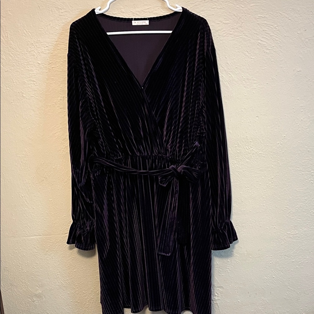 Elegant Purple Velvet Long Sleeve Dress